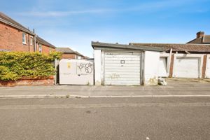 Photo 18- click for photo gallery